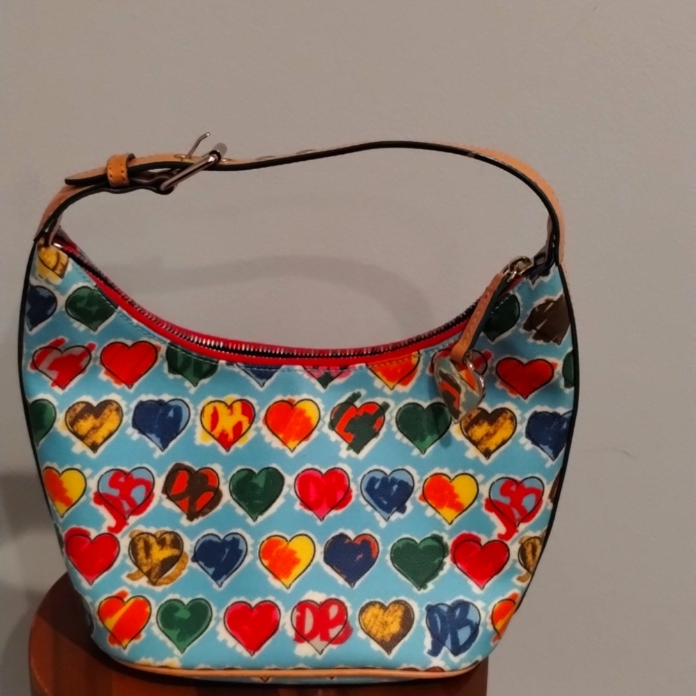 Dooney & Bourke Heart Hobo Vintage Coated Canvas Multi Color Bag And Zipper GUC - Picture 3 of 16
